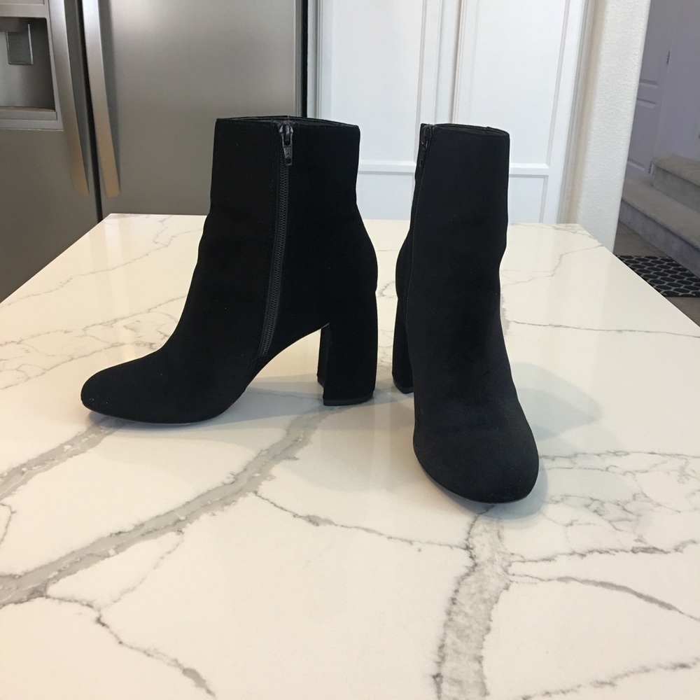 Topshop Literally High Cut Boot - Black Velvet EU 38/US 7.5 - Picture 5 of 17